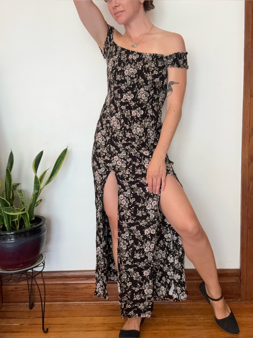Off-Shoulder American Eagle Black Floral Split Maxi Dress